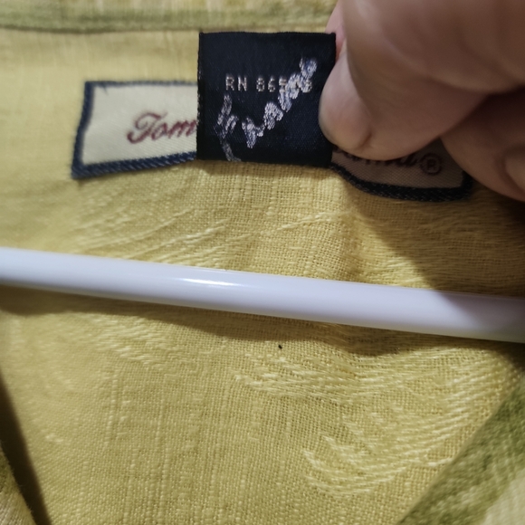 Tommy Bahama men's XL button up collar yellow green camp shirt - Picture 6 of 11